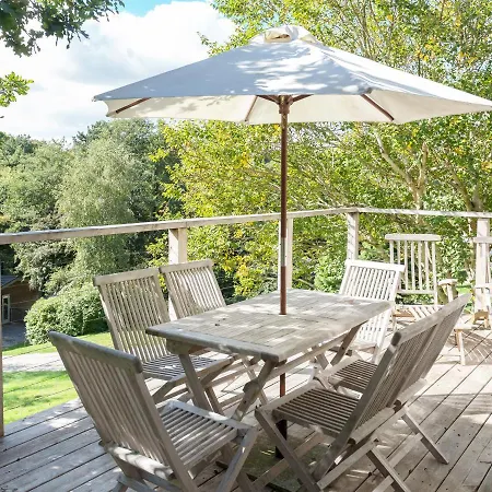4 Lake View Holiday home