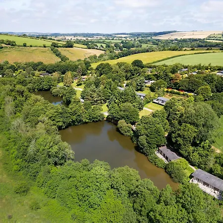 4 Lake View Holiday home