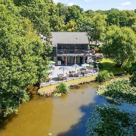 4 Lake View