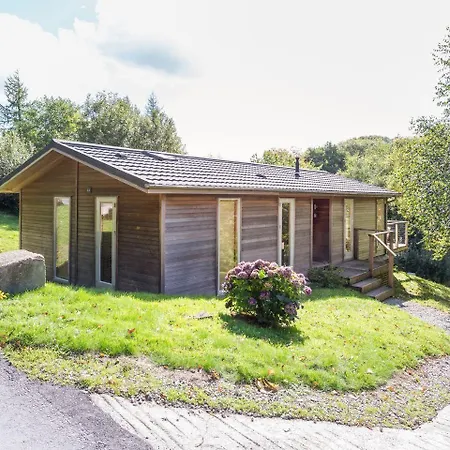 4 Lake View